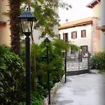 Casa Colonne Fiorite Cannobio