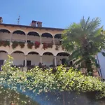 Casa Colonne Fiorite