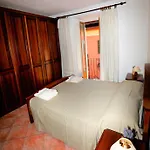 Casa Colonne Fiorite 카노비오