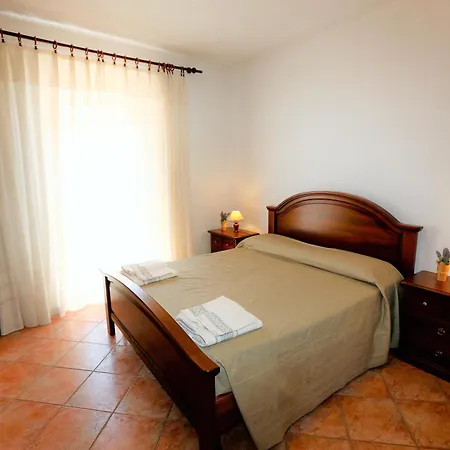 Casa Colonne Fiorite * קנוביו