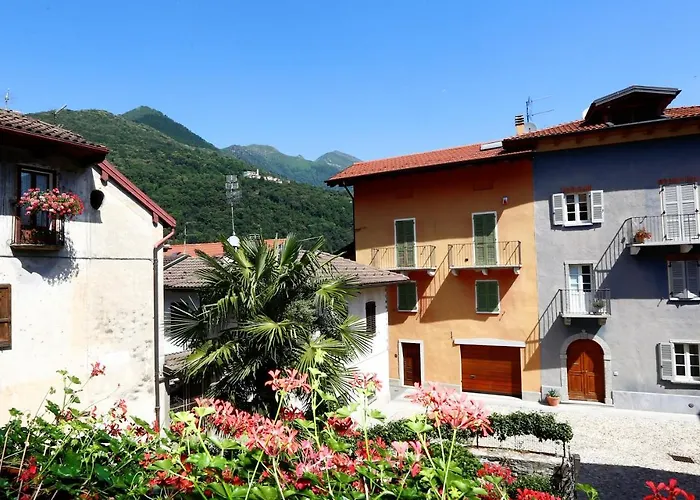 Casa Colonne Fiorite شقة