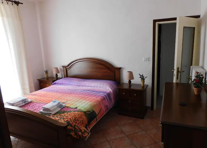 Casa Colonne Fiorite كانوبيو